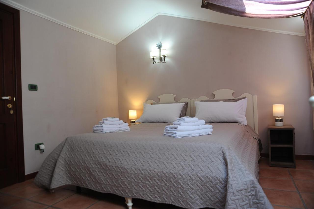 Residenza D'Oria B&B ฟอจเจีย ภายนอก รูปภาพ