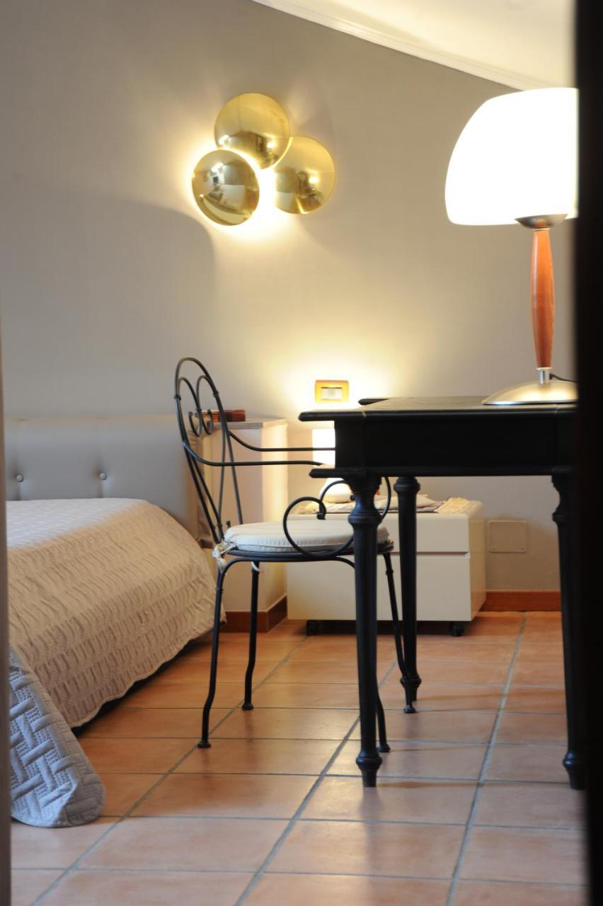 Residenza D'Oria B&B ฟอจเจีย ภายนอก รูปภาพ