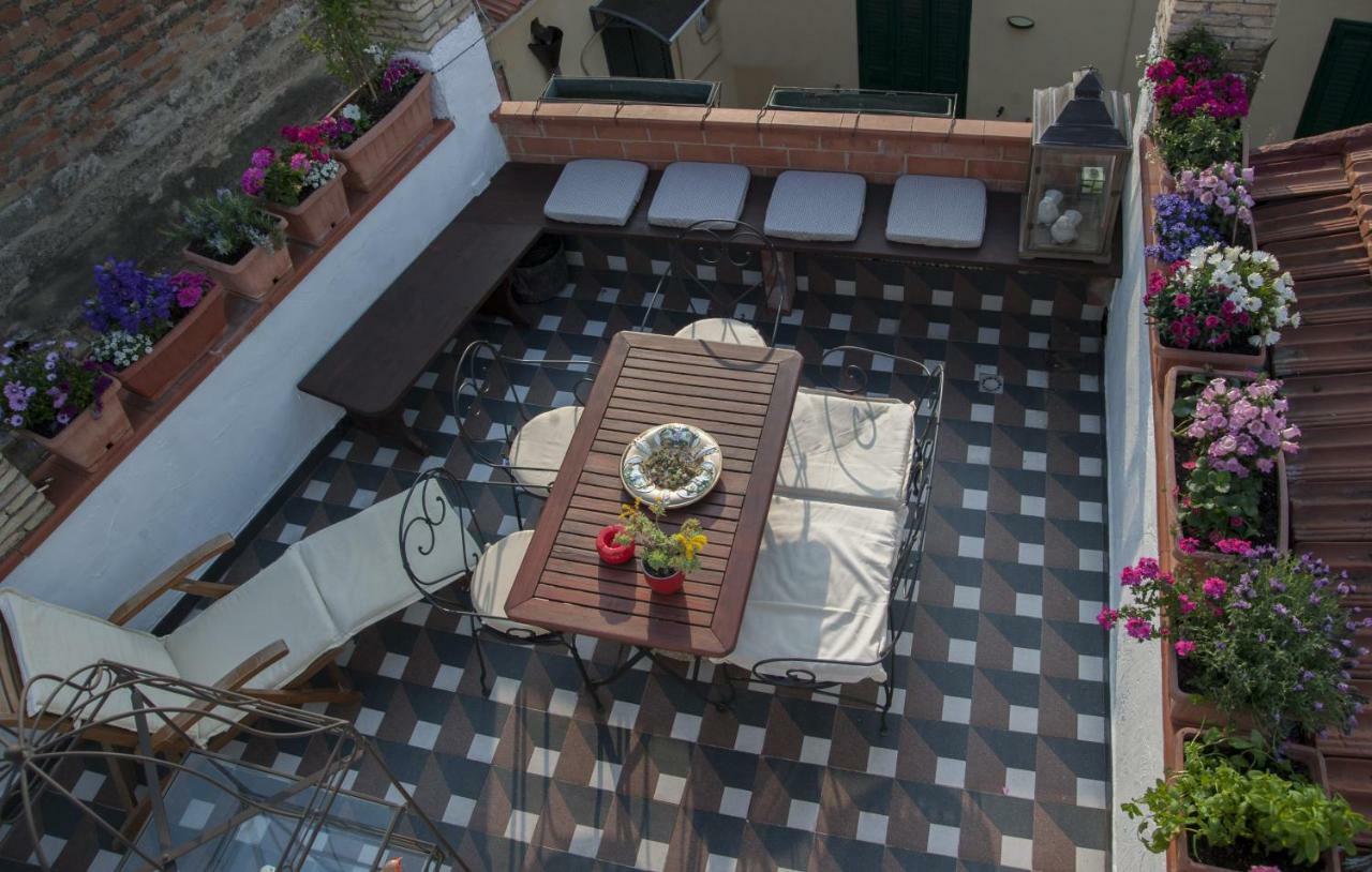 Residenza D'Oria B&B ฟอจเจีย ภายนอก รูปภาพ
