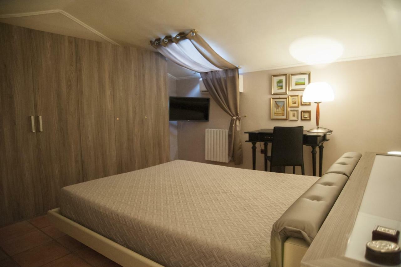 Residenza D'Oria B&B ฟอจเจีย ภายนอก รูปภาพ
