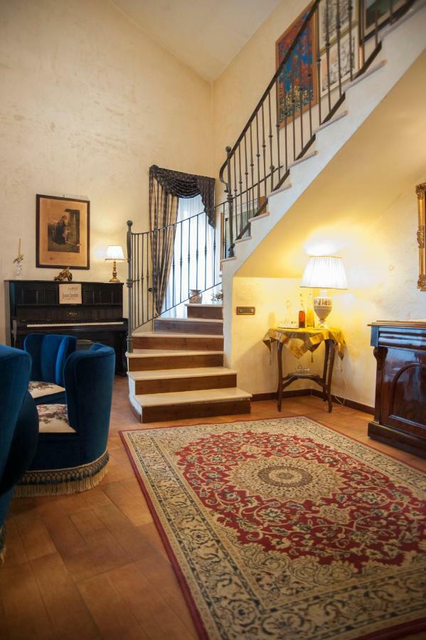 Residenza D'Oria B&B ฟอจเจีย ภายนอก รูปภาพ
