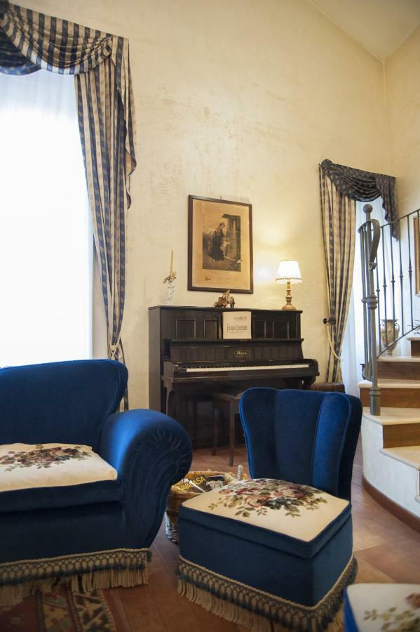 Residenza D'Oria B&B ฟอจเจีย ภายนอก รูปภาพ