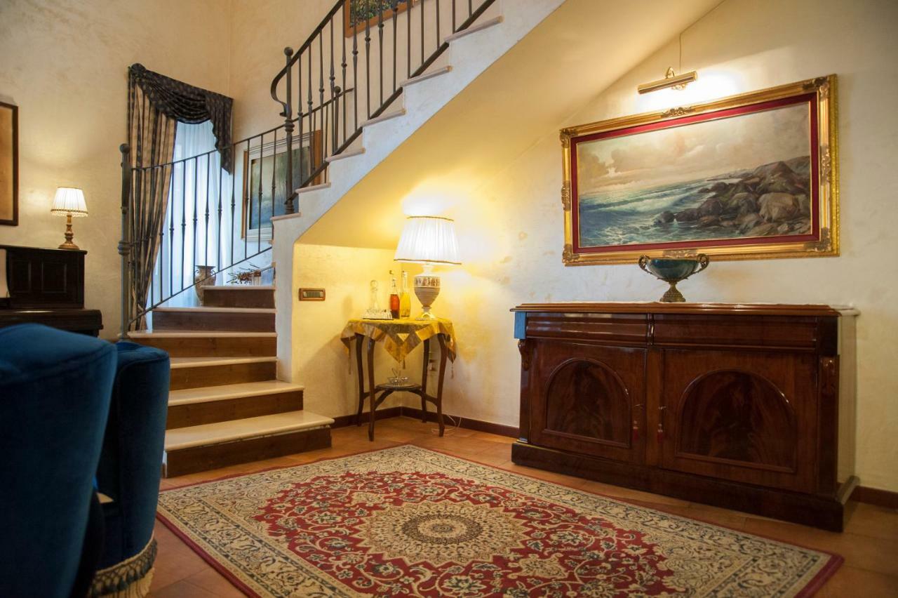 Residenza D'Oria B&B ฟอจเจีย ภายนอก รูปภาพ